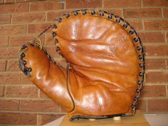 Buck Jordan Goldsmith B33 Front